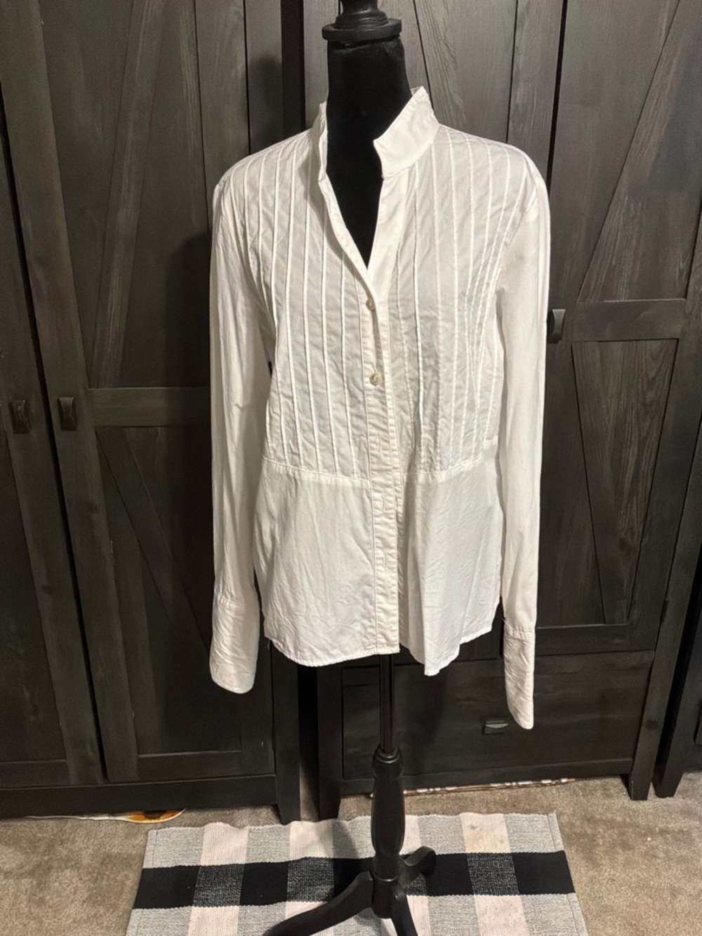 Peck & Peck White Pintuck Button-Front Blouse